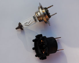 Dip bulbs showing adaptor