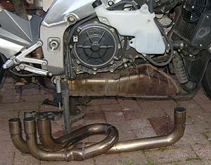 The AF1 h-pipe weighs half as much as the original and adds low down grunt