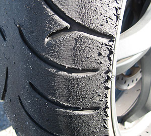 Flying Fox's shredded Bridgestone 021